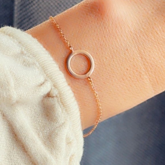 Rose Gold Dainty Round Bracelet - Picture 10 of 11